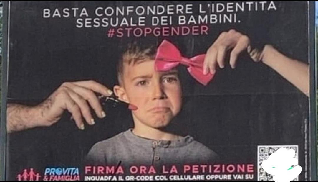 Cagliari, polemica sui manifesti anti gender: “Truzzu, devi toglierli subito”