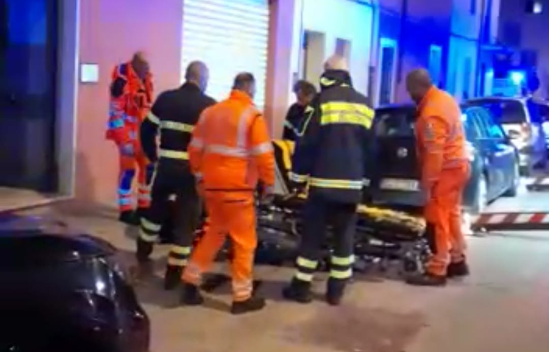 Ha un malore e pesa 250 chili, soccorso dopo tre ore muore all’ospedale di Sassari