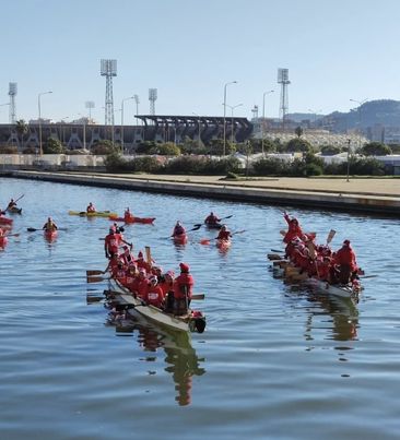 “Pagaiando aspettando Babbo Natale” nelle acque di Molentargius, evento spettacolare allo stagno