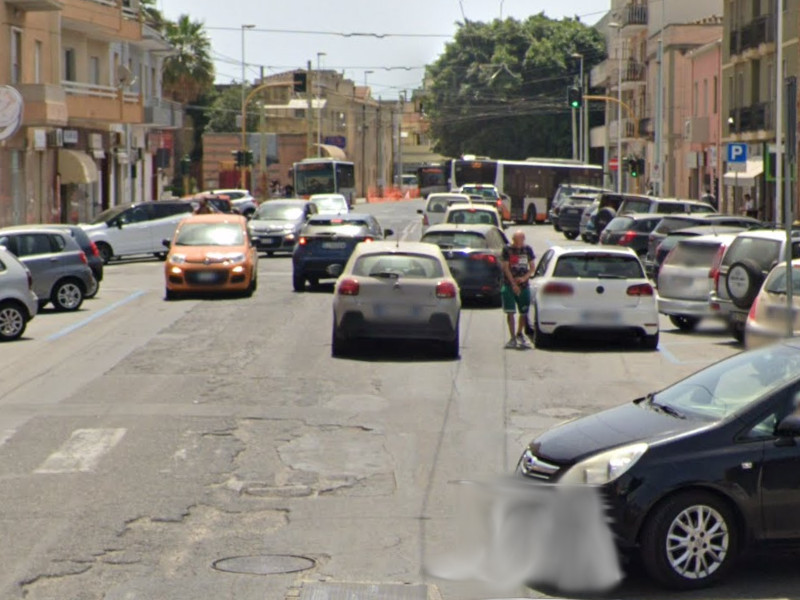 Strade disastrate a Quartu per colpa del traffico, troppi rischi: sì ai lavori anche in via Brigata Sassari