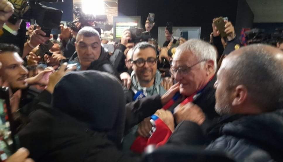 Tifosi in delirio a Elmas per il ritorno di Ranieri, il mister: “E’ bellissimo”