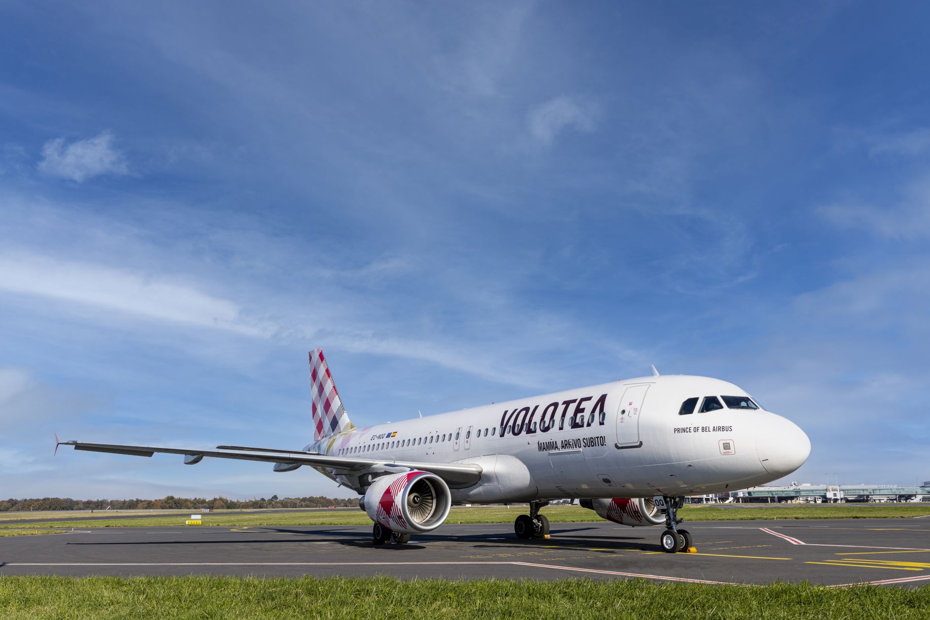 Aerei, Volotea annuncia 2 nuovi collegamenti da Olbia per Nizza e Madrid