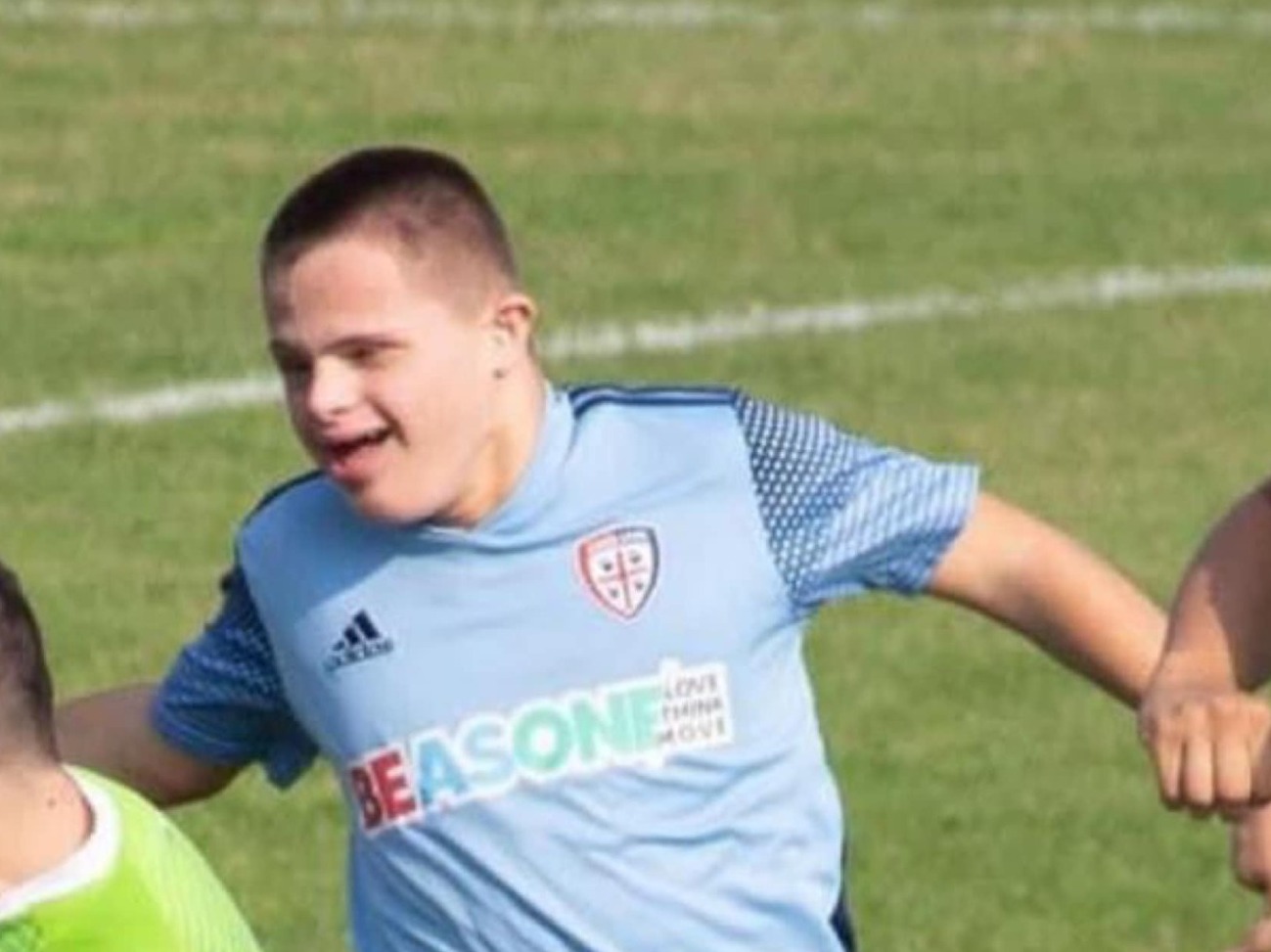 Stroncato da un’aneurisma a 14 anni, il Cagliari piange Sebastian Manfredi