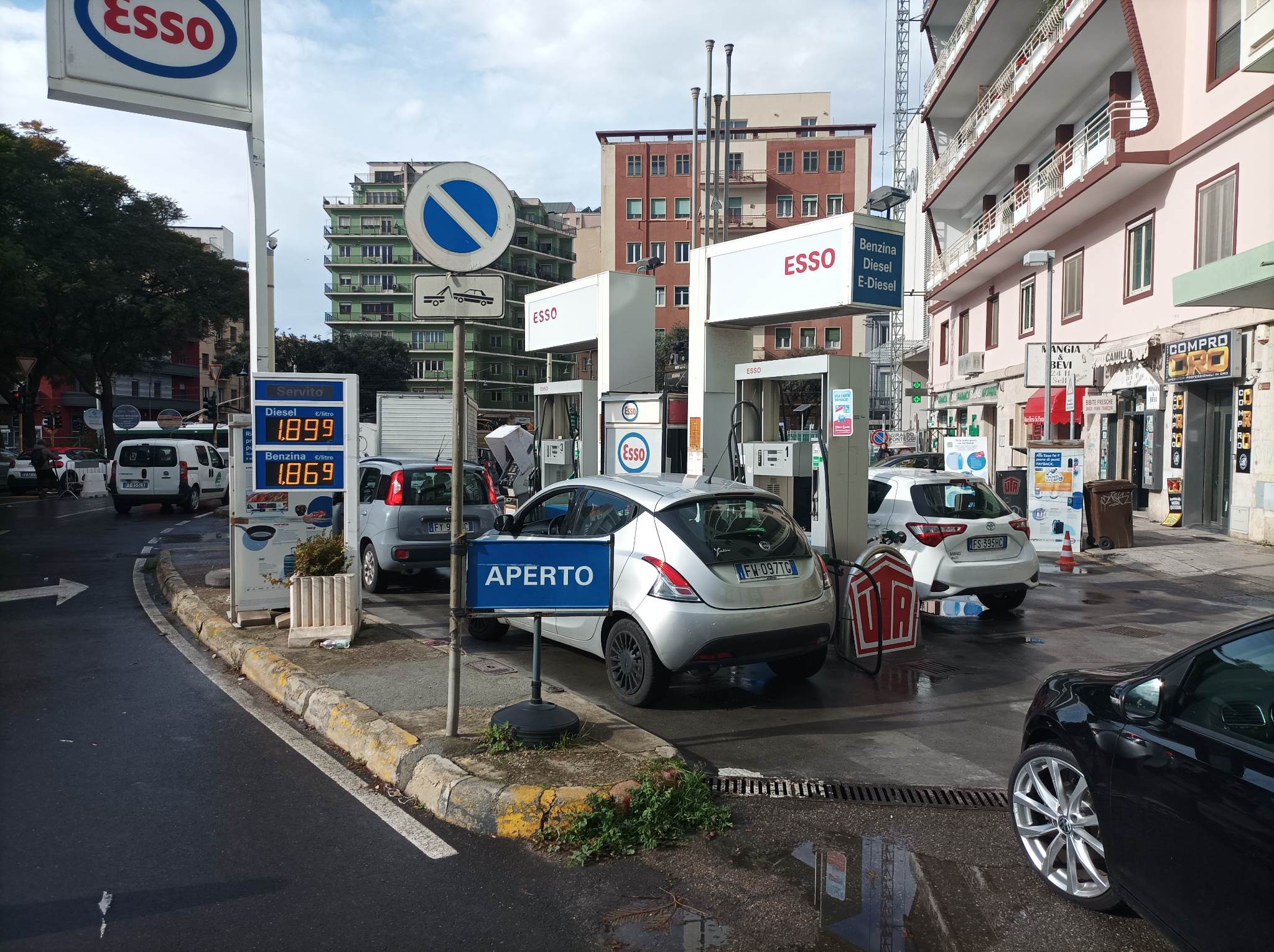 Cagliari, lo sciopero dei benzinai è un flop: aperti quasi tutti i distributori