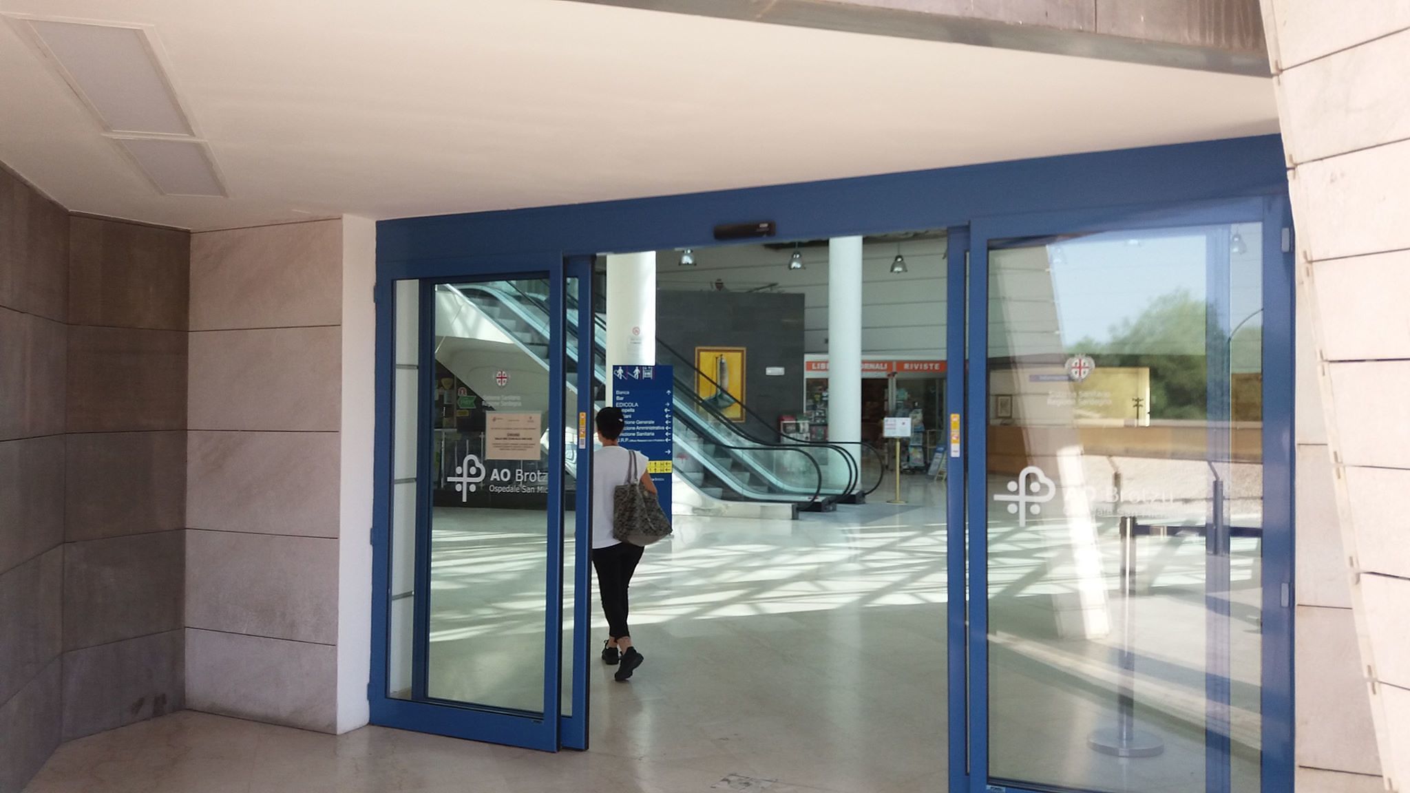 “Altro che eccellenza, al Brotzu sono scandalosi anche gli stipendi dei lavoratori sotto stress”