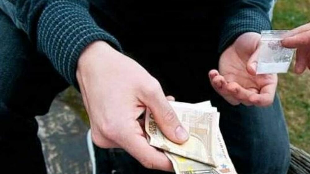 Cagliari, tra i giovani pusher anche chi arriva da famiglie insospettabili: “E i genitori ci restano male”