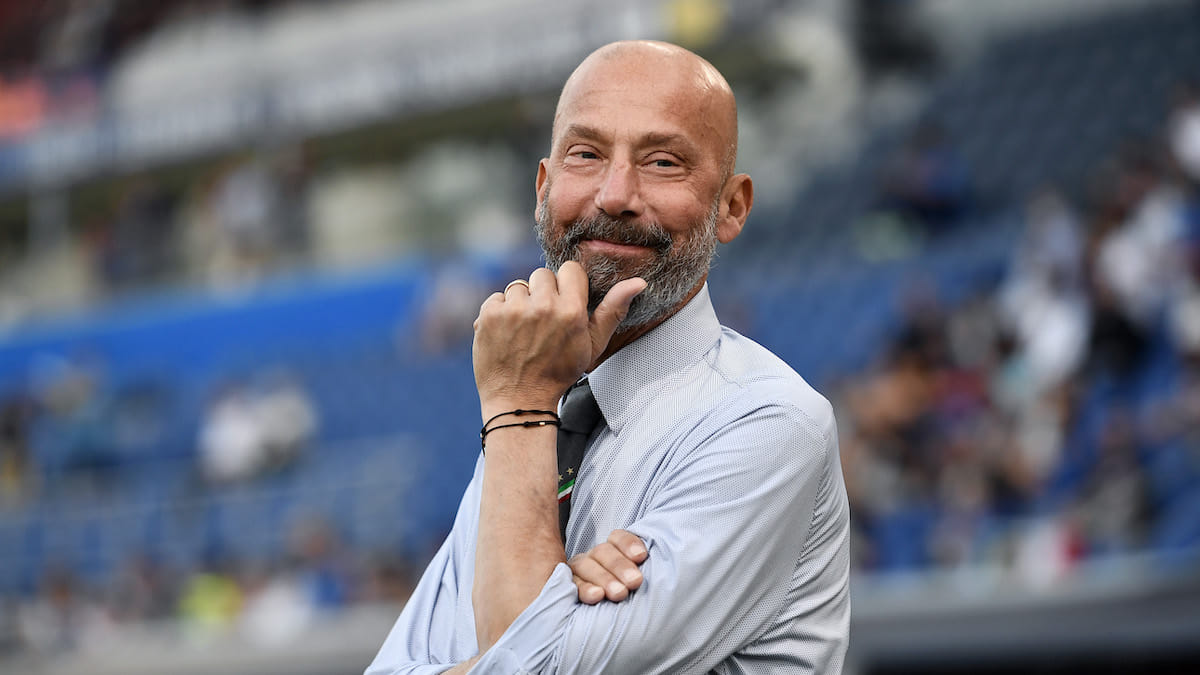 Addio a Gianluca Vialli, le parole commosse di Claudio Ranieri: “Ci lascia un campione di sport e di vita”