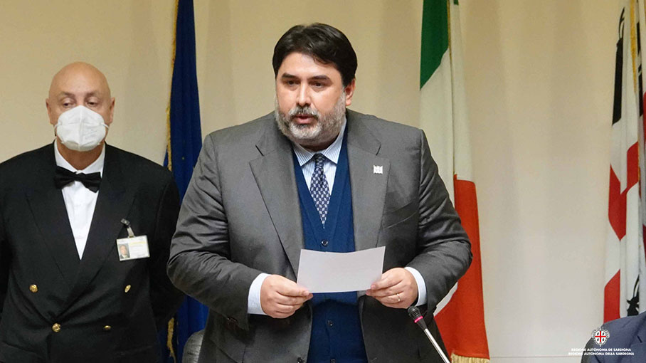 Finanziaria da 10 miliardi, soldi per lo stadio del Cagliari e il taglio delle liste d’attesa nella sanità