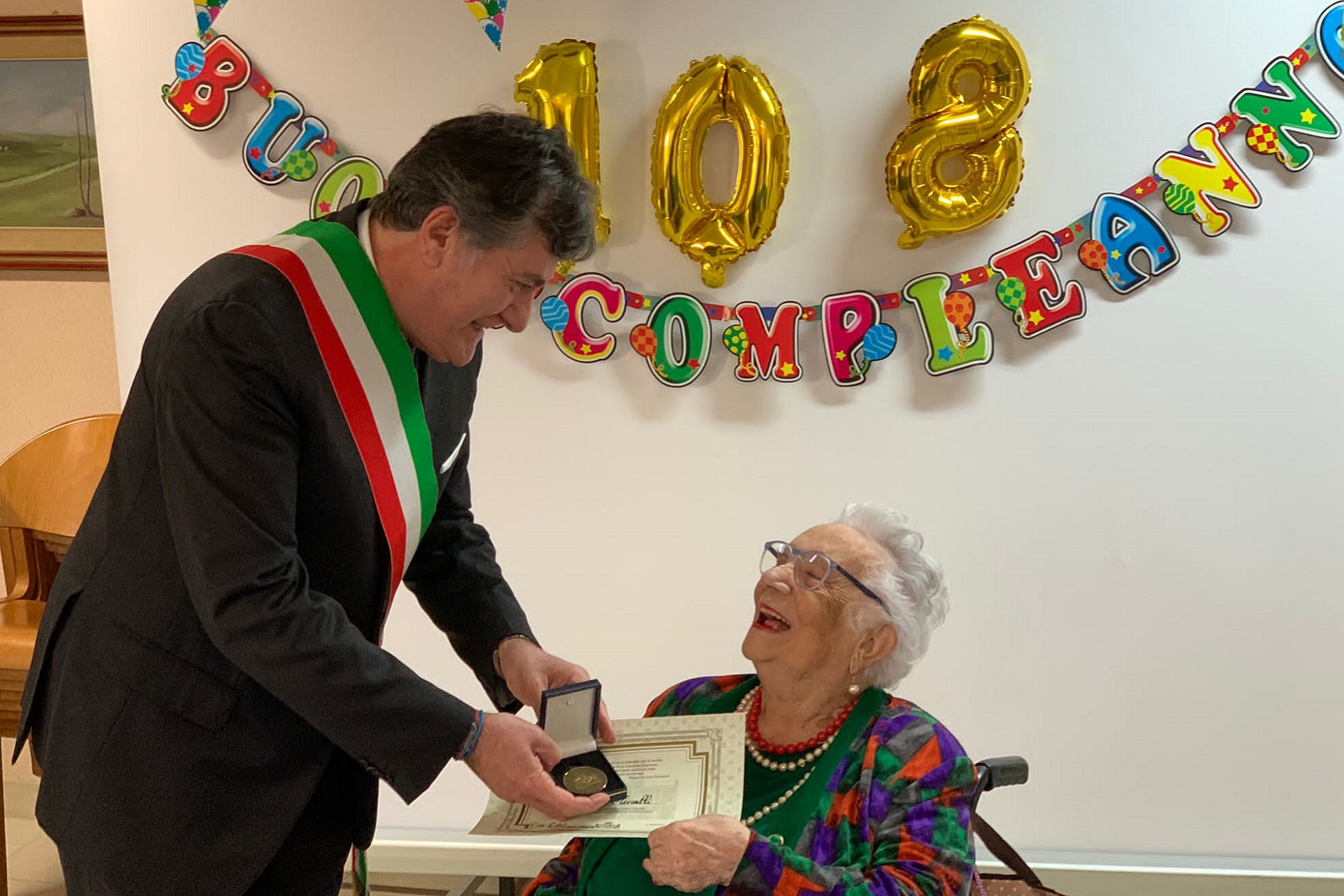 Ha superato guerre mondiali e pandemie, Luisetta Mercalli compie 108 anni: auguri alla nonnina più longeva di Cagliari