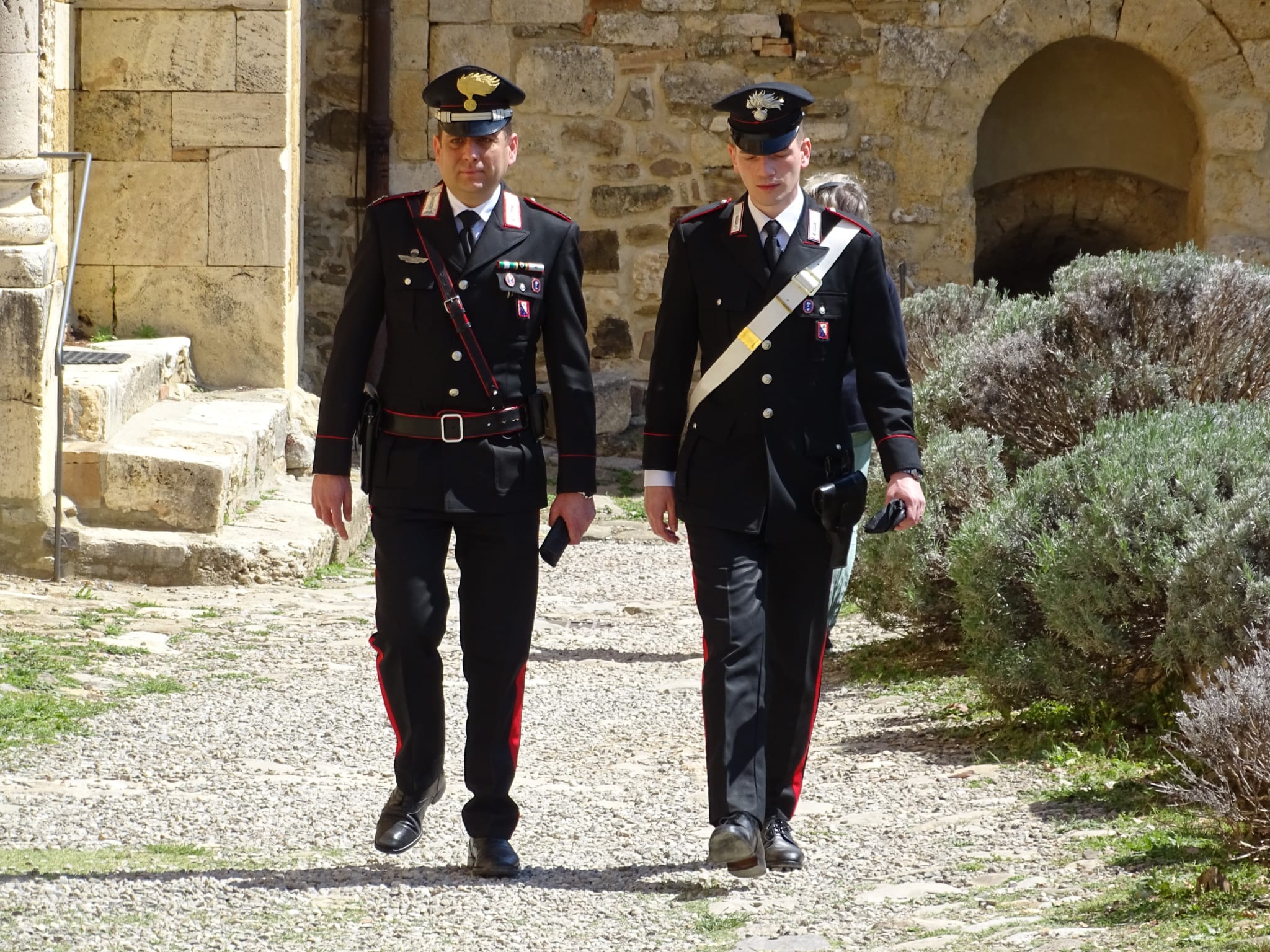 Truffa della PlayStation venduta online, denunciato un disoccupato di Mogoro