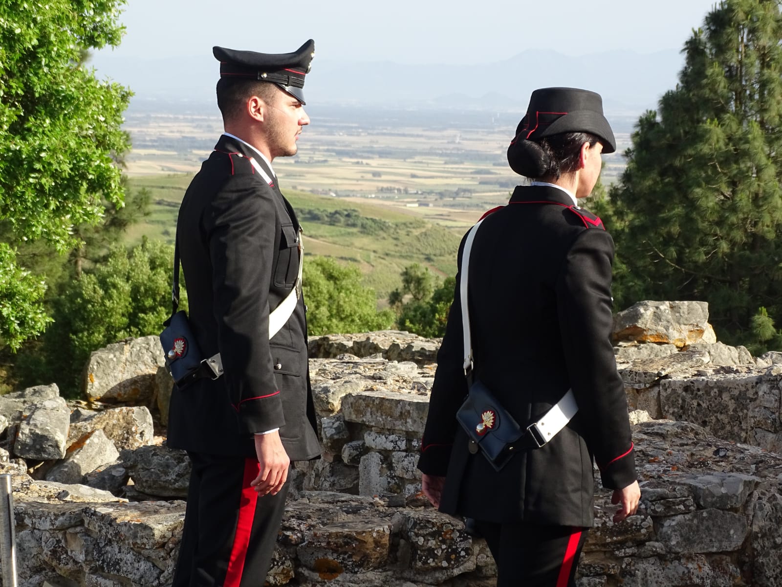 Molestie, pedinamenti e atti persecutori: stalker allontanato dalla vittima a Sanluri