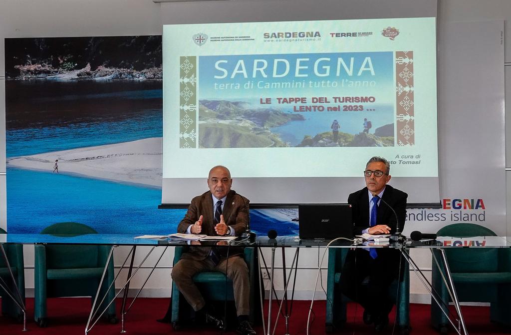 Turisti tra borghi e ospitalità, torna “Noi camminiamo in Sardegna”