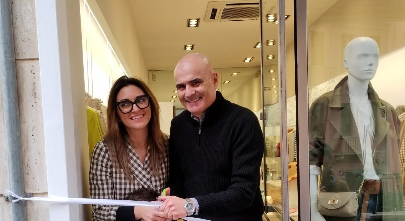 Cagliari, la favola di Sara: commessa di via Manno e via Garibaldi diventata imprenditrice