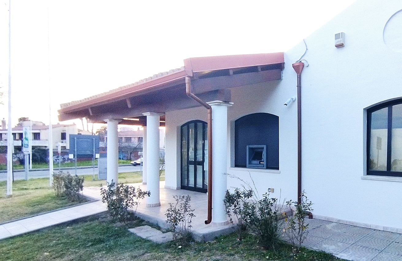 Quartu, il litorale esce dall’isolamento: sportello con tutti i servizi per i cittadini nell’ex infopoint