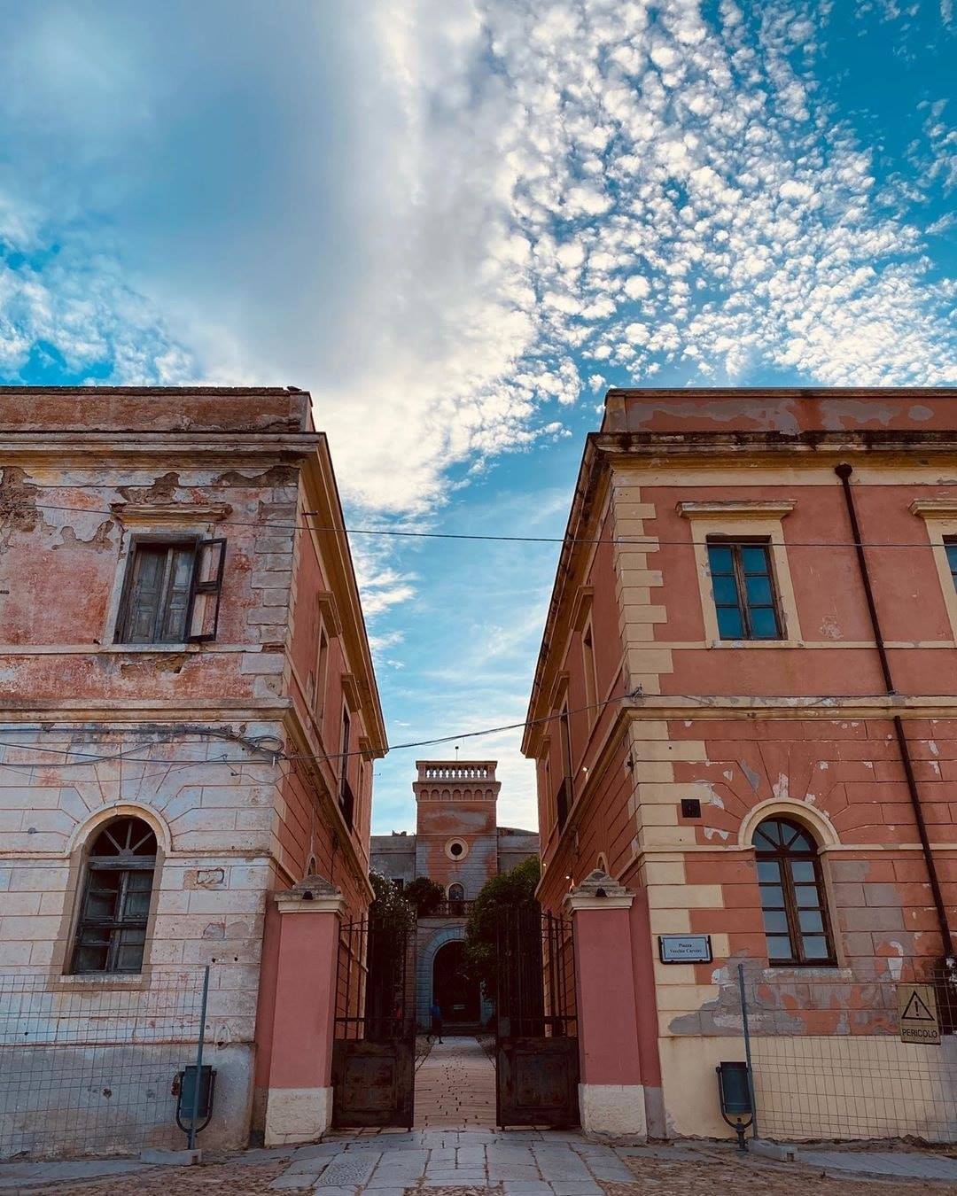 Tragedia a Castiadas, muore un giovane e si ferma anche la partita. Il sindaco: “Ciao, Alberto”