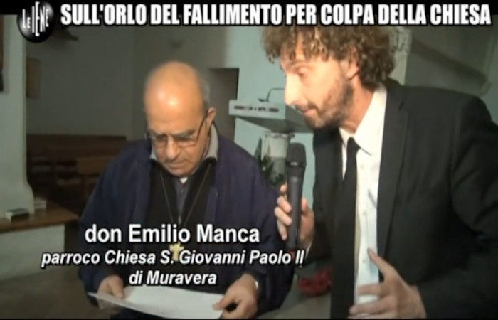 “Statua della Madonna pagata due volte e banchi in ritardo a Muravera, don Manca danneggiato dal servizio de Le Iene”