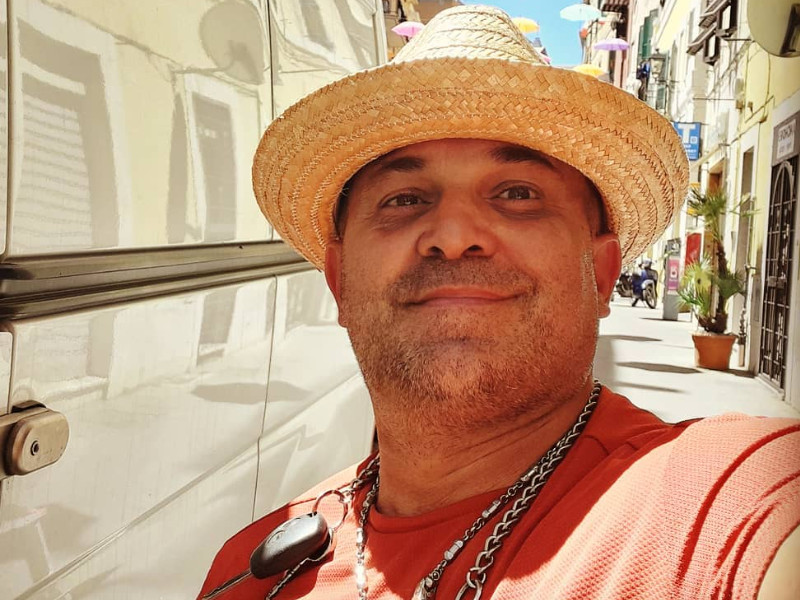 Quartu sconvolta per Nicola Pittau, lo storico pizzaiolo morto nel terribile schianto in Toscana