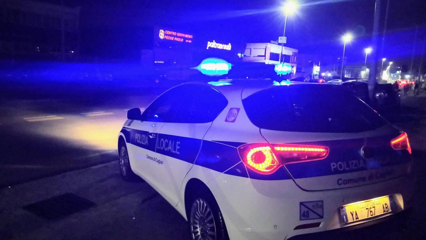 Mamma e figlio travolti sulle strisce a Cagliari, l’auto pirata ritrovata a Sestu