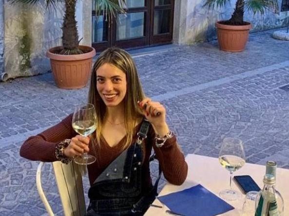 Morta a Bosa, l’ex fidanzato di Giada Calanchini indagato per istigazione al suicidio