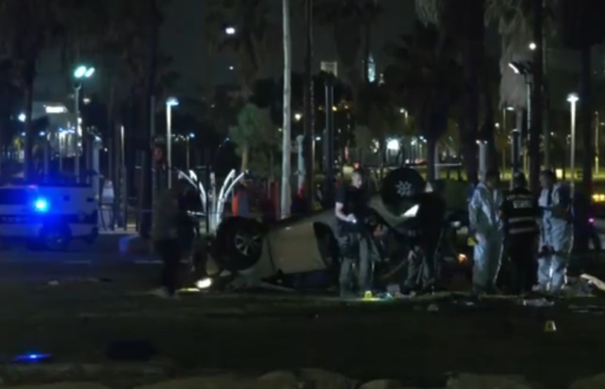 Attentato a Tel Aviv, auto sulla folla: “Morto un turista italiano di 30 anni”