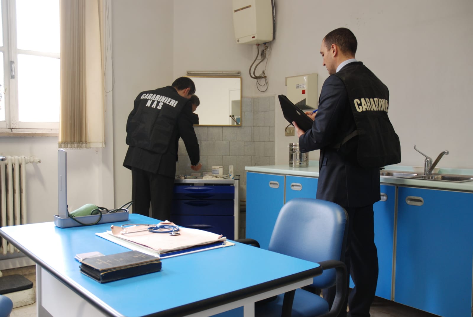 Blitz dei Nas in una comunità alloggio per anziani nel Sulcis: nei guai il titolare