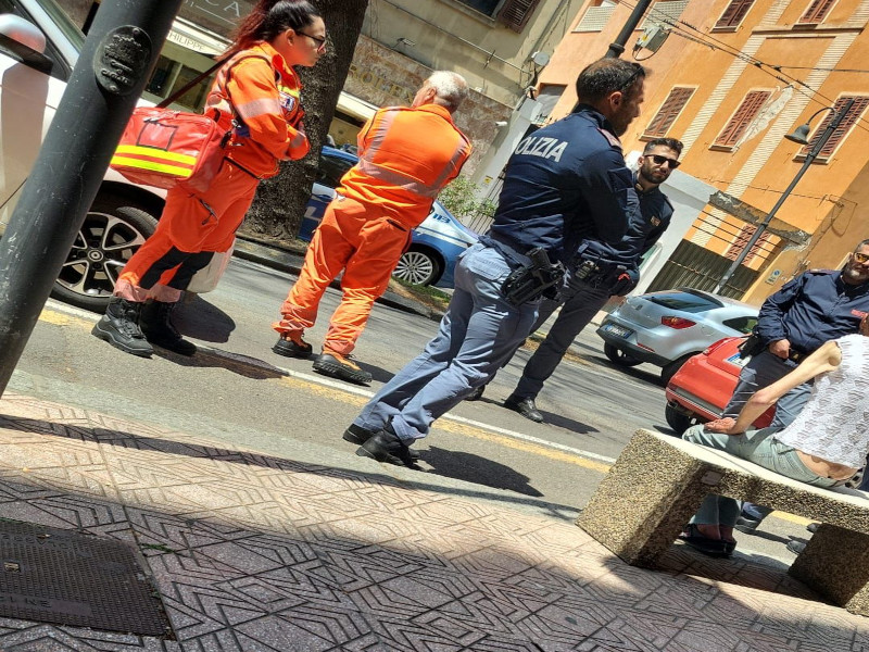 Cagliari, cerca di rubare alcolici per l’ennesima volta: nei guai il clochard Roberto Medas