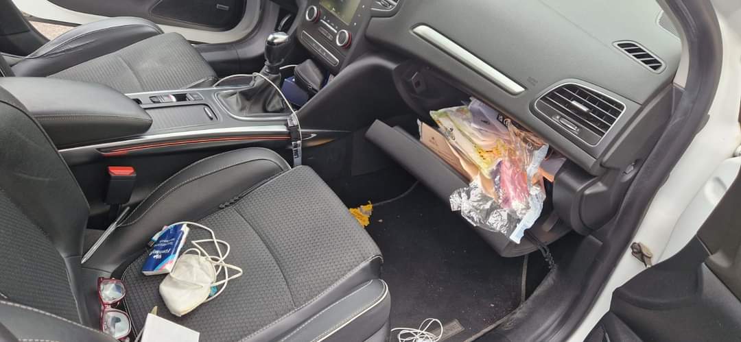 Il maltempo non ferma i ladri, auto svaligiata a Quartucciu: “Rubato anche un pc”