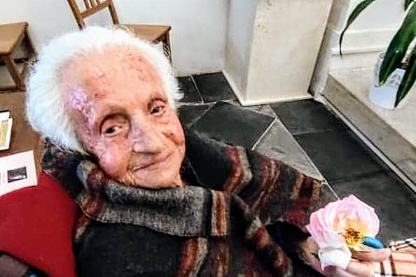 Lutto in Sardegna, la terra dei centenari saluta per sempre zia Antonietta Sini