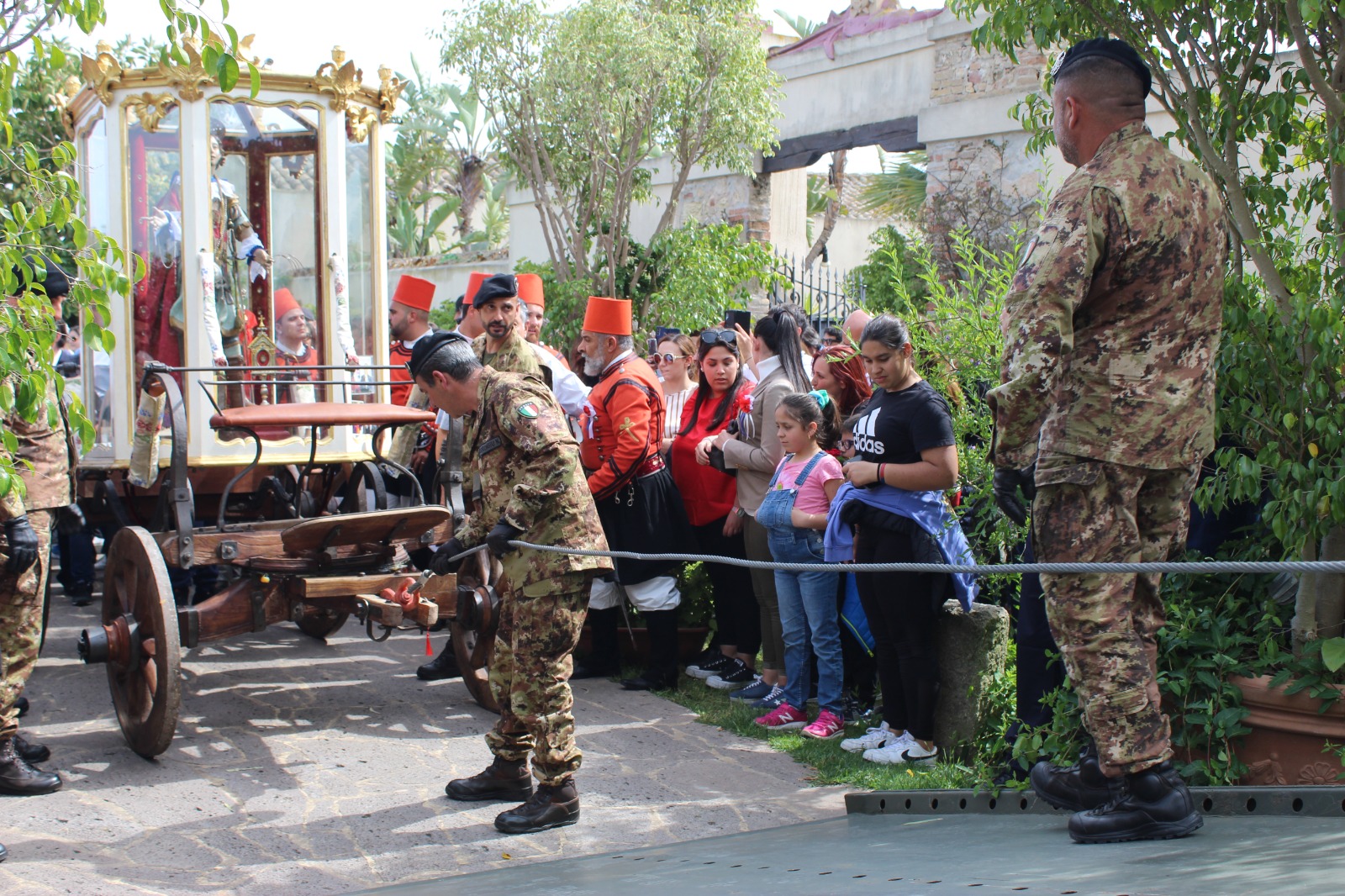 Sant’Efisio da record, anche nel 2023 l’Esercito ha scortato il martire guerriero