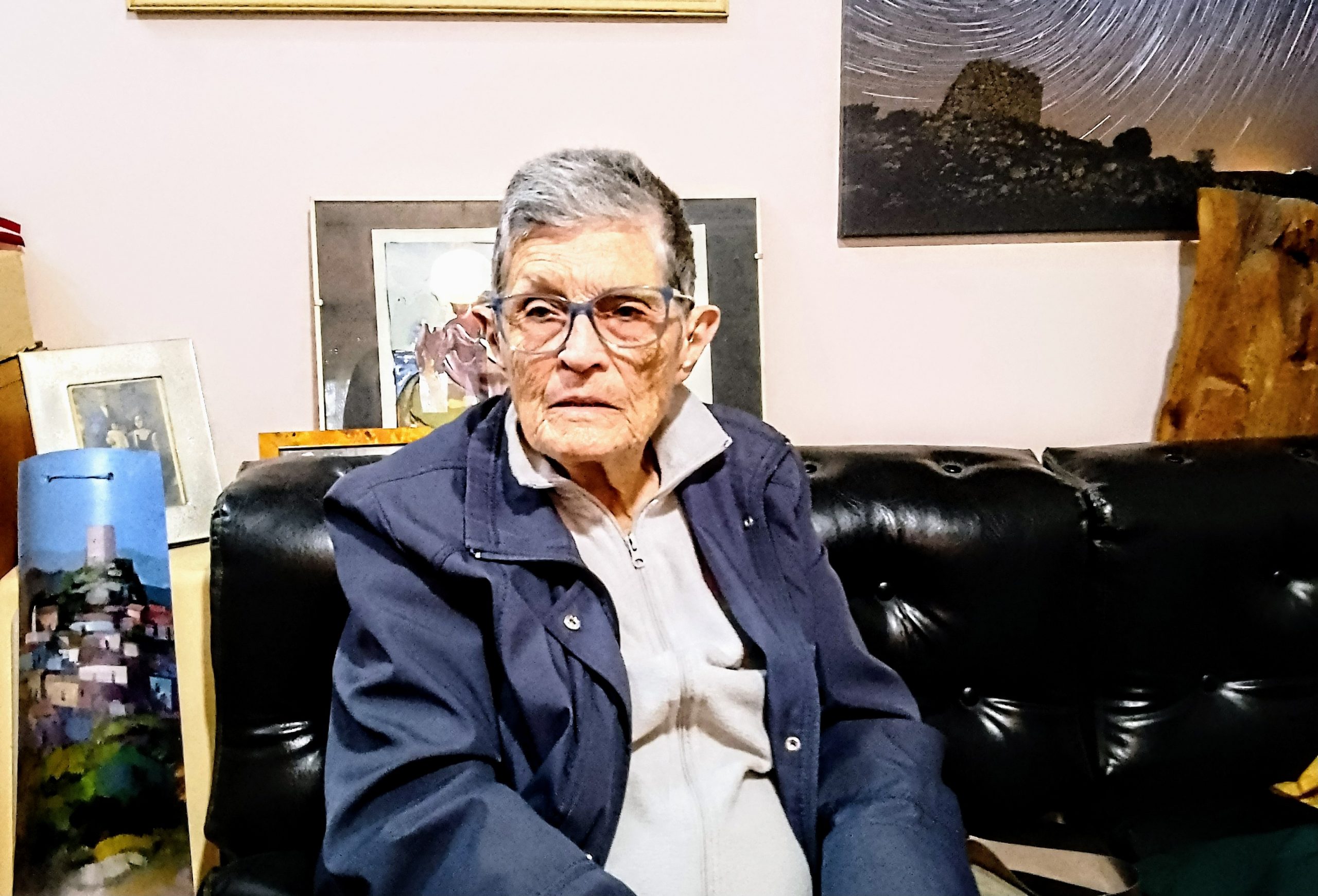 Serramanna, a 90 anni Maria Porceddu stampa il suo manuale per il politico