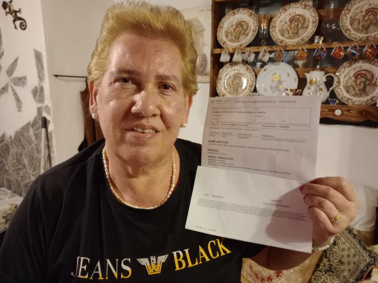 In lista d’attesa per la protesi dal 2019: “Quasi allettata a Quartu, c’è da vergognarsi di essere sardi”