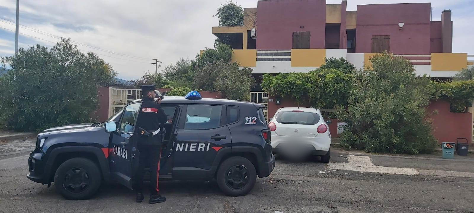 La misteriosa rapina di Quartu, 5 banditi armati chiedono soldi e oro ma scappano a mani vuote