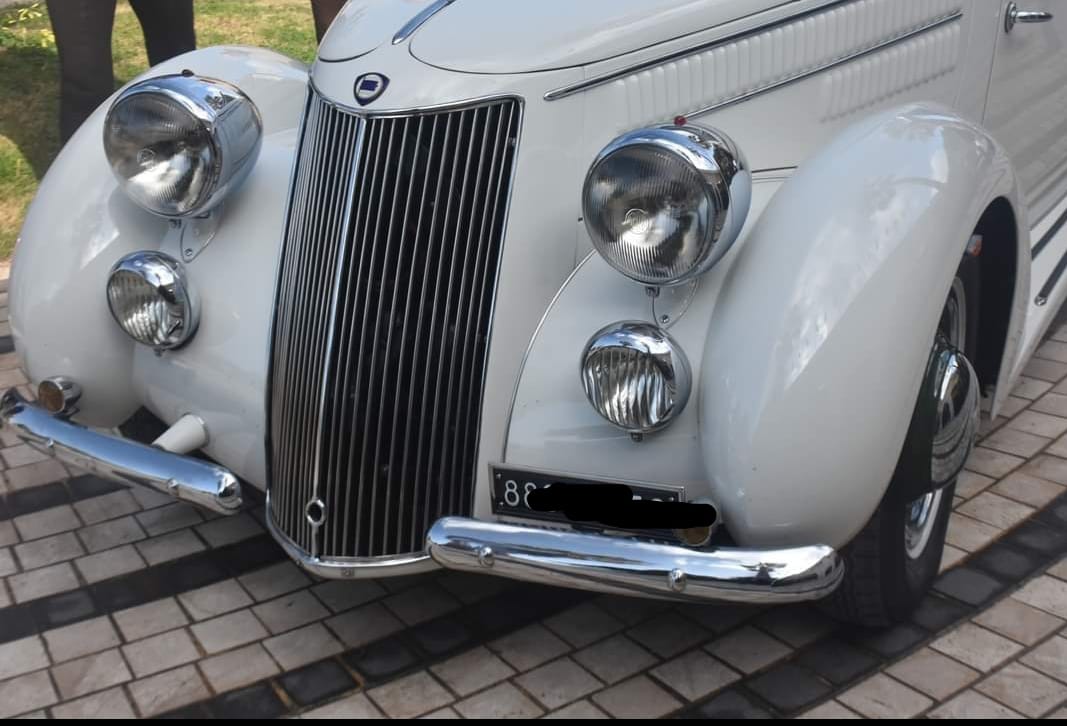 Cagliari, monumenti aperti: “Le auto d’epoca incantano ancora” (VIDEO)