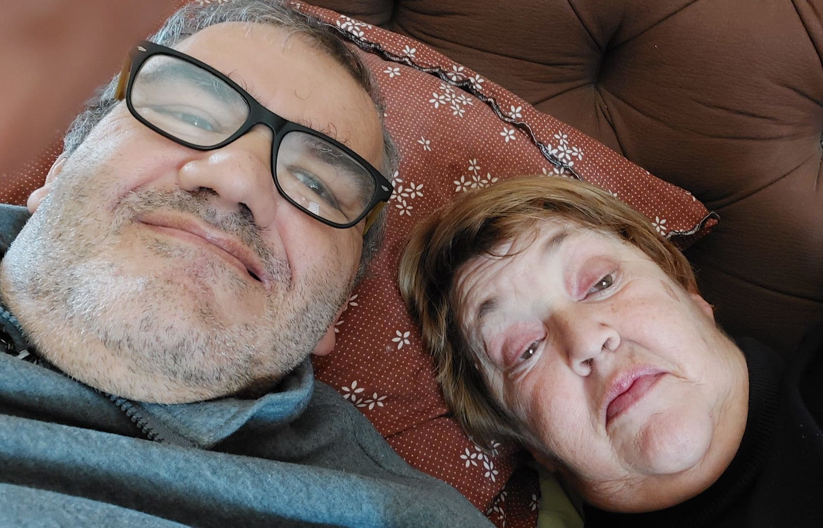 Gnagno, la storia più commovente: il giornalista torna a casa dopo 155 giorni, la vittoria del suo cuore d’oro