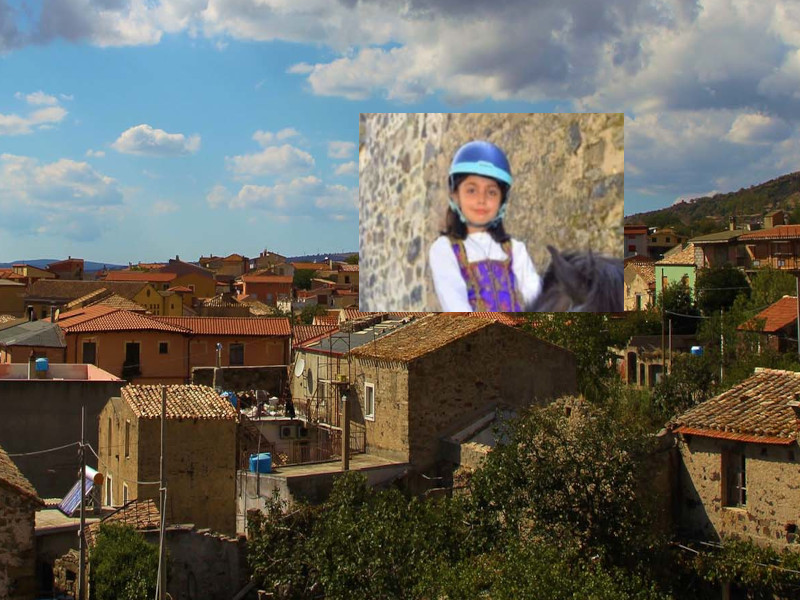 Muore stroncata da un tumore a 8 anni, Orroli piange Maya Pisano: “Ciao angioletto”