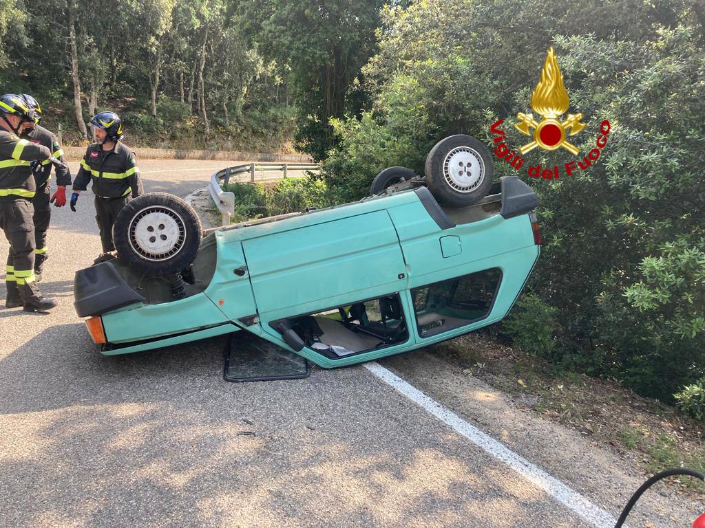 Sardegna, due gravi incidenti in poche ore: un centauro in codice rosso all’ospedale