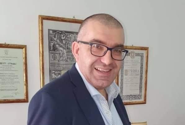 Malori improvvisi per l’avvocato Alberto Appeddu e un “dubbio atroce sulla mia salute: se fosse un effetto collaterale del vaccino?”