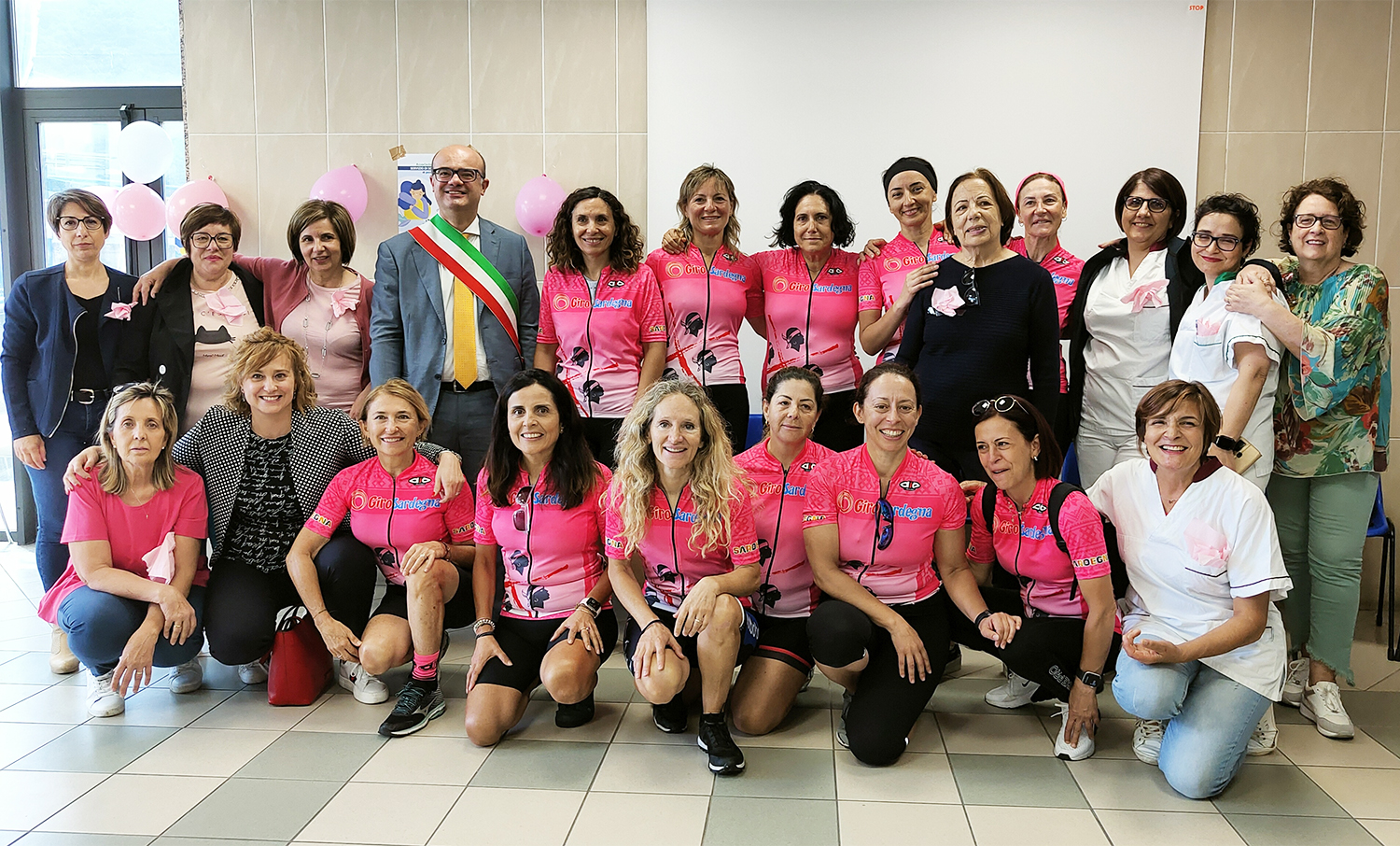 Una pedalata “rosa” contro il tumore: a Lanusei le Pink Flamingos in passerella per l’oncologia