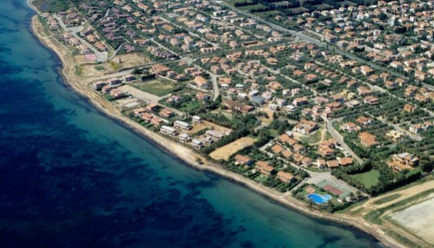 Torre degli Ulivi, muore per un malore nel dramma della solitudine: un 52enne era deceduto da giorni