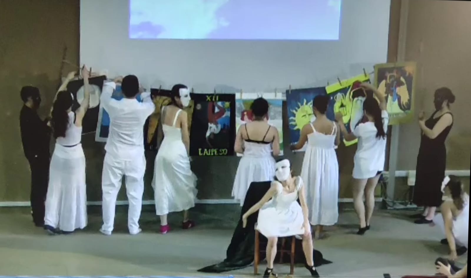 Fabrizio De Andrè 2.0, l’immortale poeta protagonista a teatro con gli studenti del De Sanctis Deledda di Cagliari