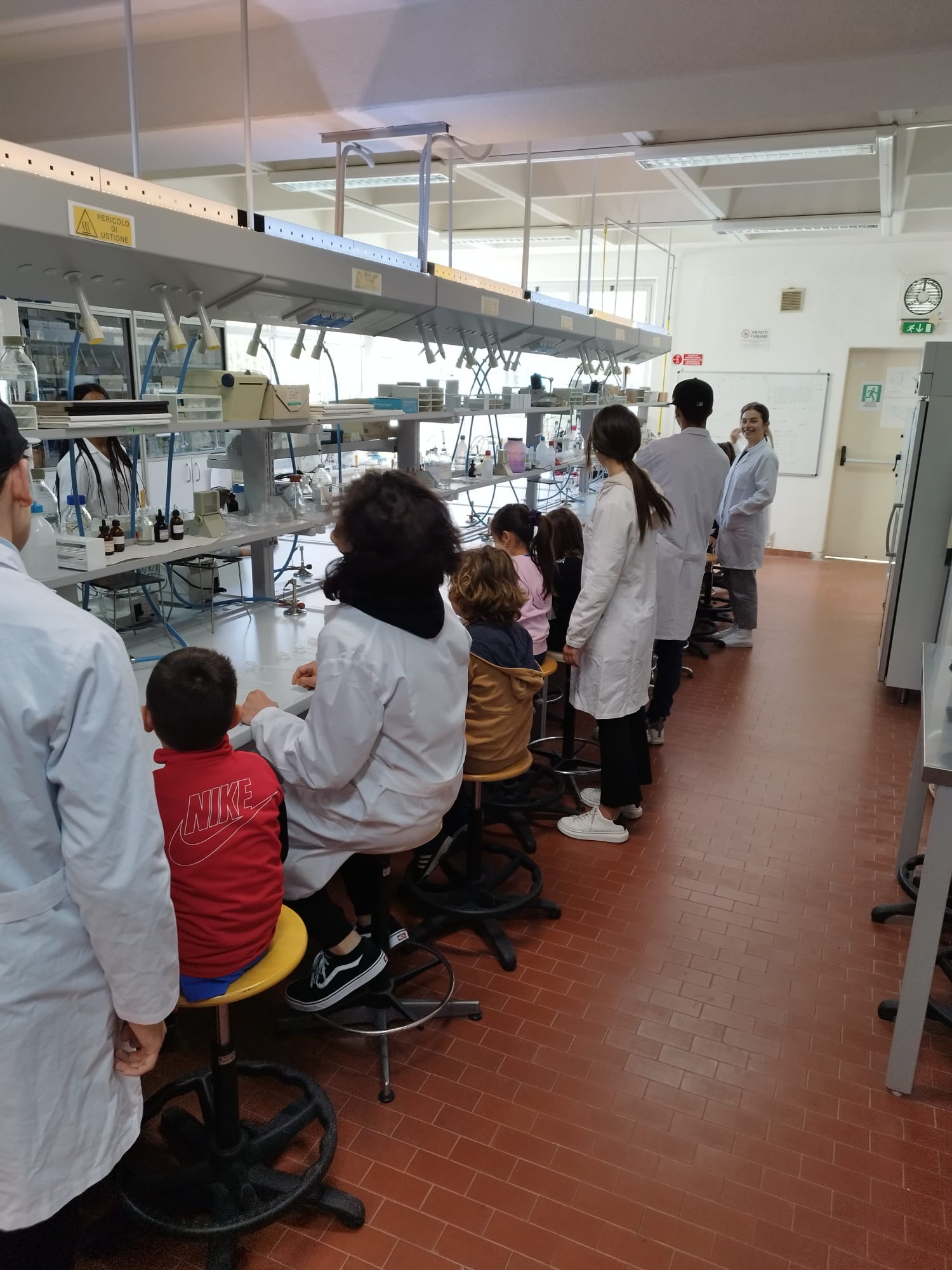 Rotta verso il futuro, scienziati e ricercatori del futuro crescono al De Sanctis Deledda di Cagliari