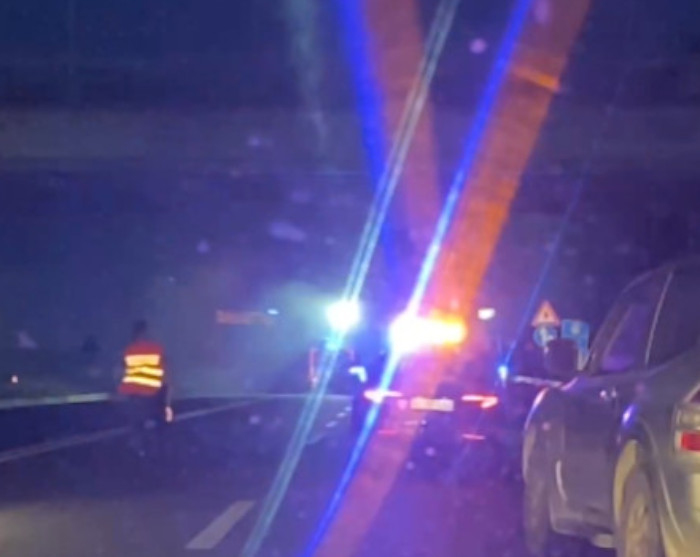 Paura sulla Ss 554 tra Quartu e Quartucciu, auto prende fuoco: fumo e traffico bloccato