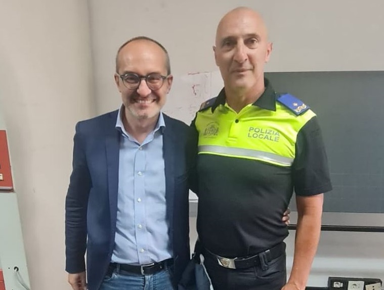 Due anni di lotta contro malamovida, caos rifiuti e camion bar abusivi: il comandante Calzia lascia Cagliari