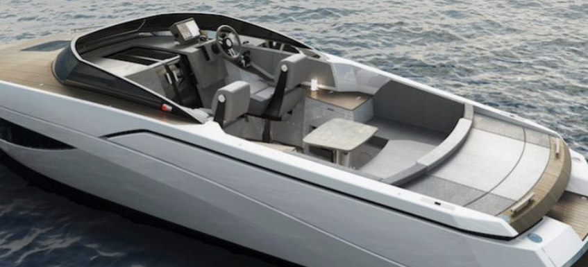 Uccide la figlia di 6 anni con l’elica della barca: non si era accorto che era ancora in acqua