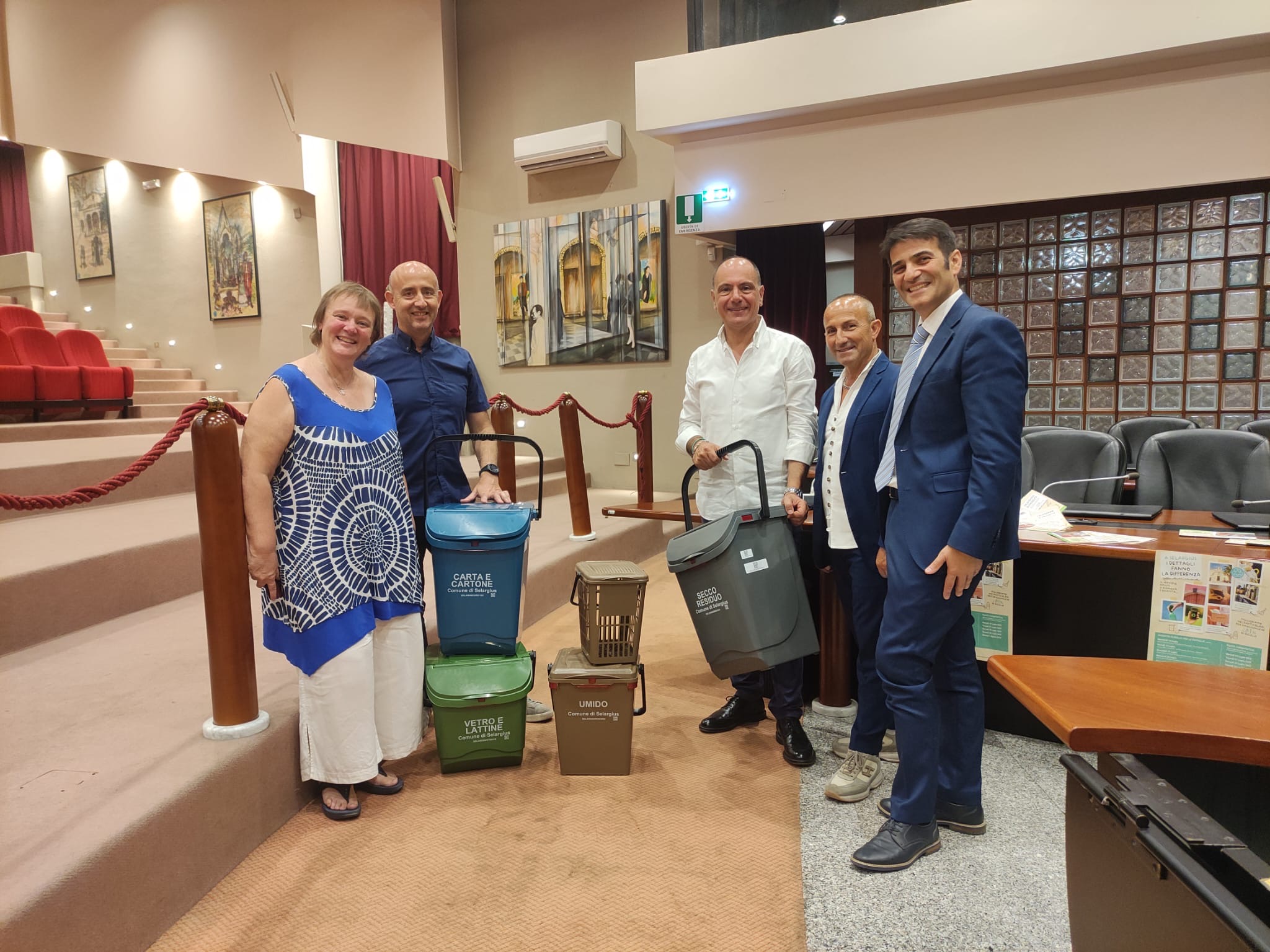 Mastelli con microchip e un numero verde per gli anziani, le novità per i rifiuti a Selargius