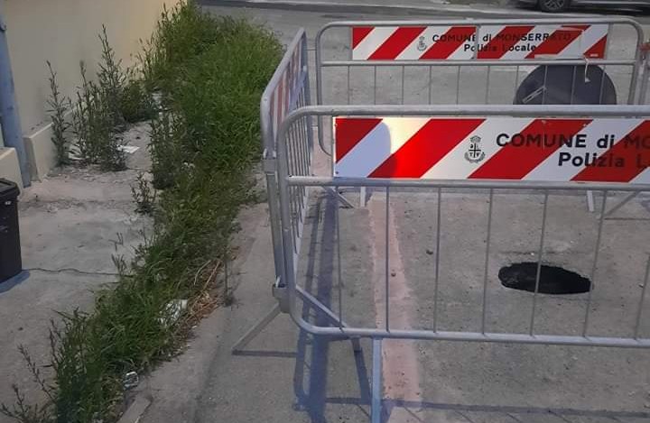 Voragine a Monserrato: “A quando i lavori di ripristino del manto stradale?”