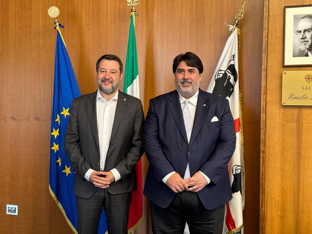 Salvini a Cagliari: “Connessioni più rapide in Sardegna: solleciterò le compagnie telefoniche”