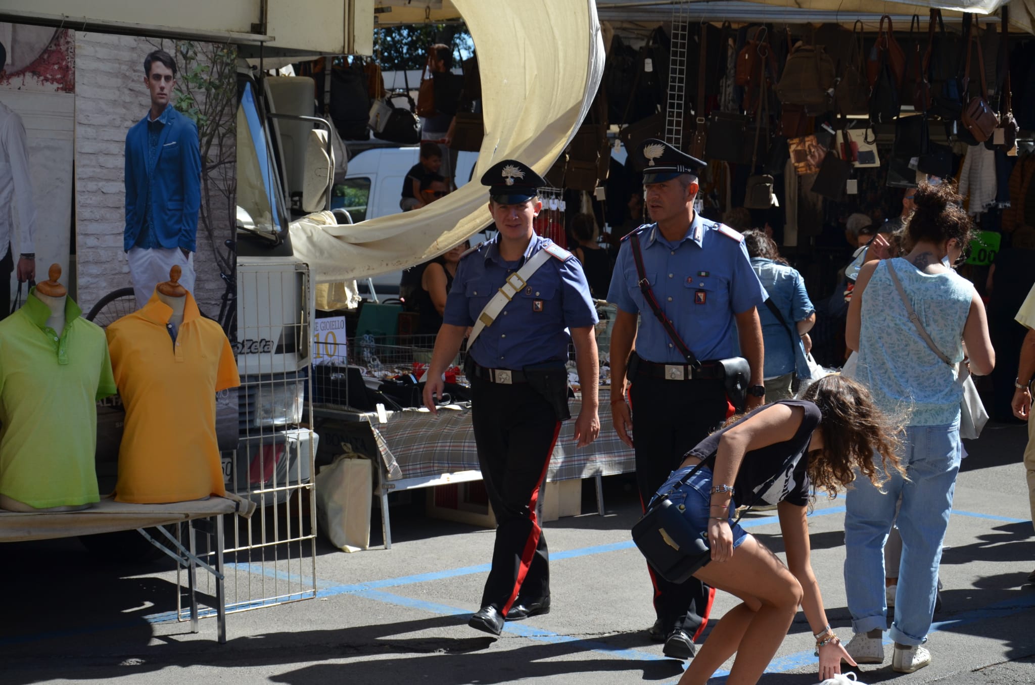Ruba tre bombole del gas da un cortile a Selargius: 52enne tradito dalle telecamere