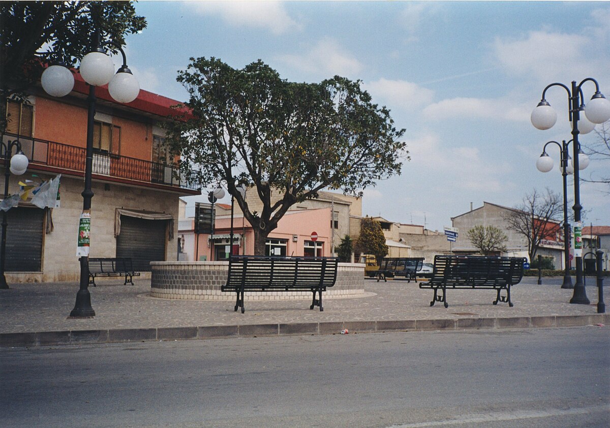 Tenta di rubare un’auto a Serramanna, 24enne Rom “bloccato” dai passanti: denunciato