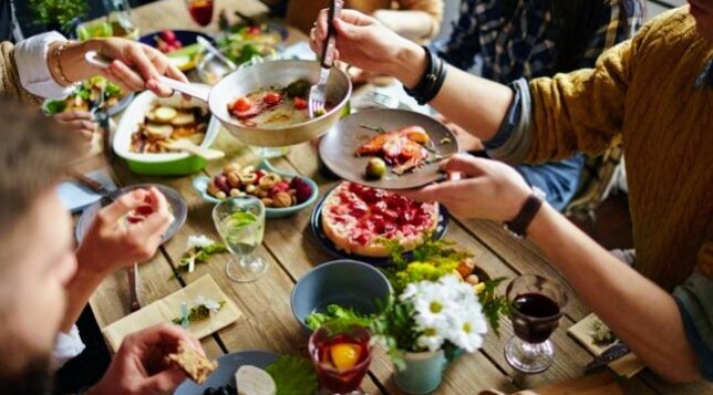 San Sperate, nuove regole per le cene di vicinato: si dovrà pagare il suolo pubblico